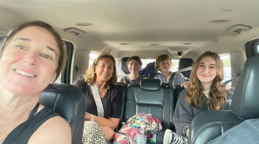 Sawgrass Mall Group Transportation from Miami Beach