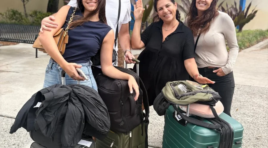 Sawgrass Mills private service from Miami Beach